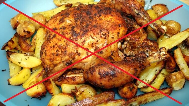 Les aliments gras frits sont interdits en cas de pancréatite.
